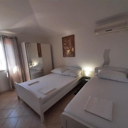 Jasminka Appartement Rogoznica  Buitenkant foto