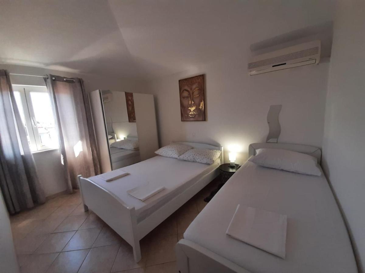 Jasminka Appartement Rogoznica  Buitenkant foto